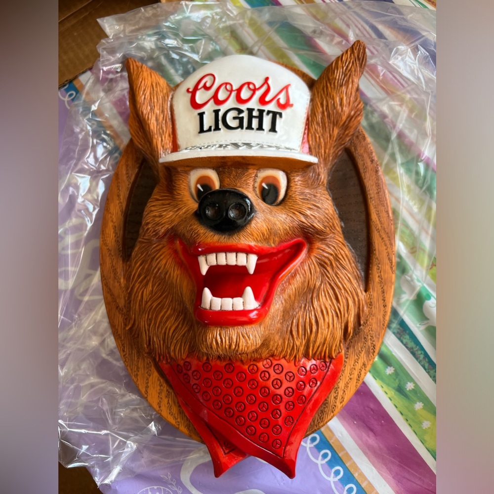 Coors Light beer wolf head wall hanging